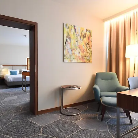 Crowne Plaza By Ihg Szálloda 4*