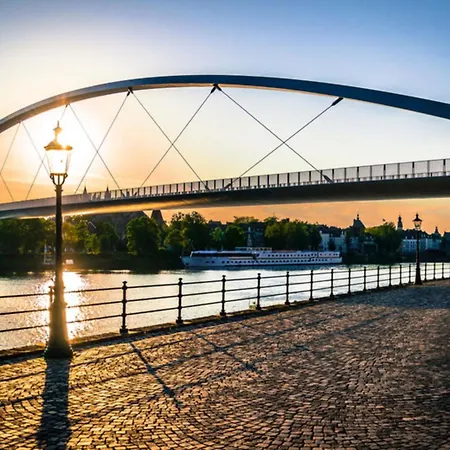Crowne Plaza By Ihg Szálloda Maastricht