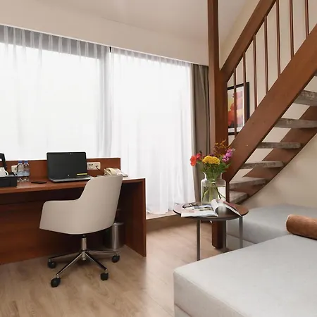 Crowne Plaza By Ihg Hotel Maastricht