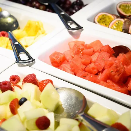 Crowne Plaza By Ihg 4*