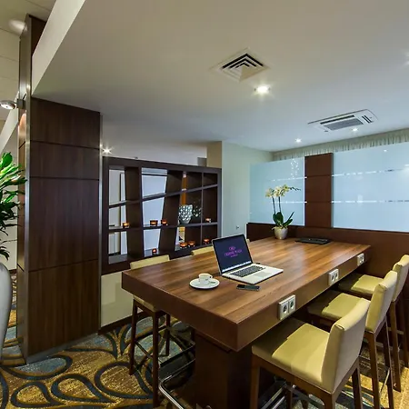 Crowne Plaza By Ihg Maastricht