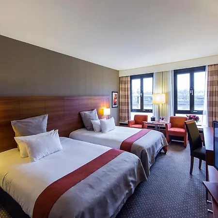 Hotel Crowne Plaza By Ihg 4*