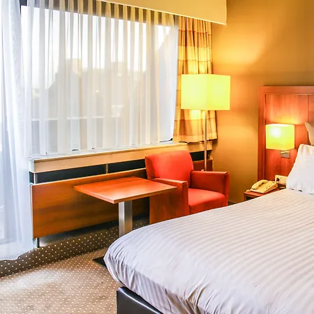 Crowne Plaza By Ihg