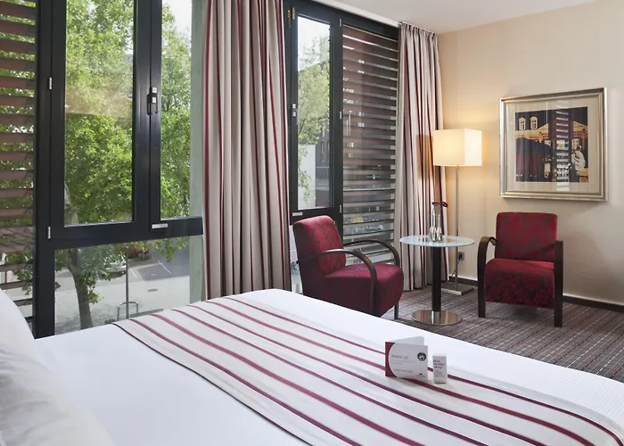 Crowne Plaza By Ihg מלון מאסטריכט