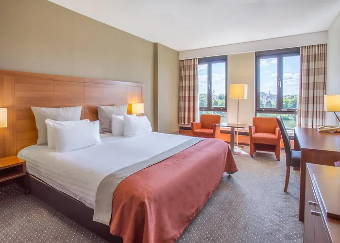 מלון Crowne Plaza By Ihg מאסטריכט