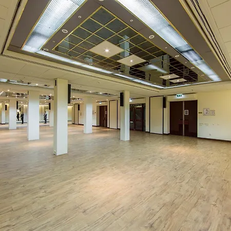 Ξενοδοχείο Crowne Plaza By Ihg Μάαστριχτ